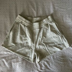 Hollister High Rise Dad Shorts